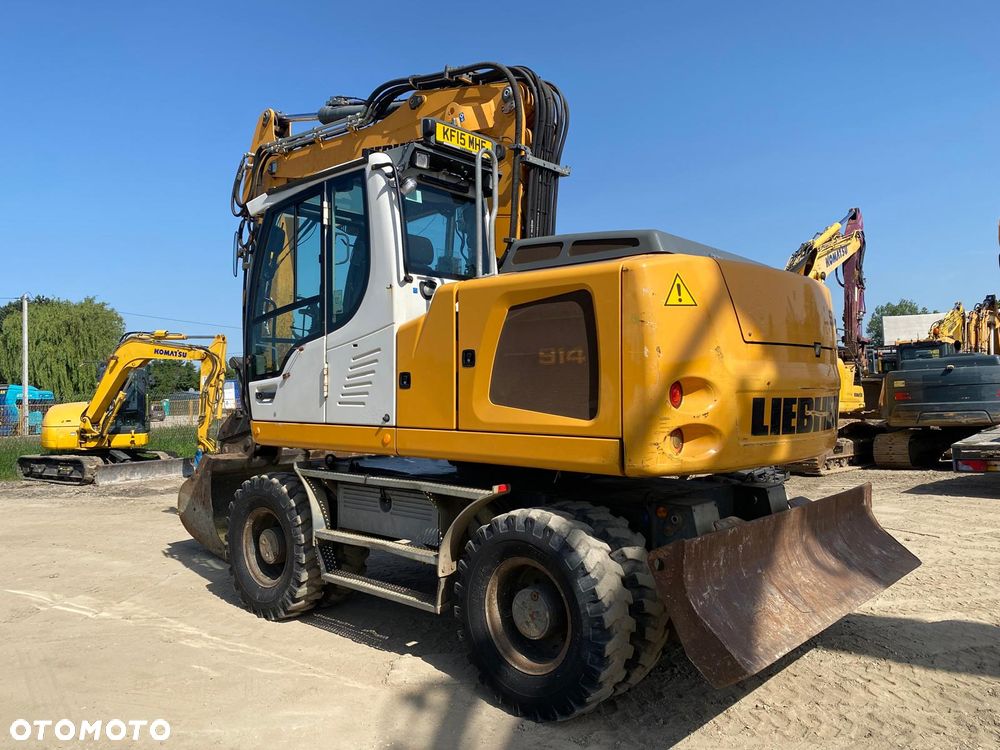 Liebherr A914 - 2