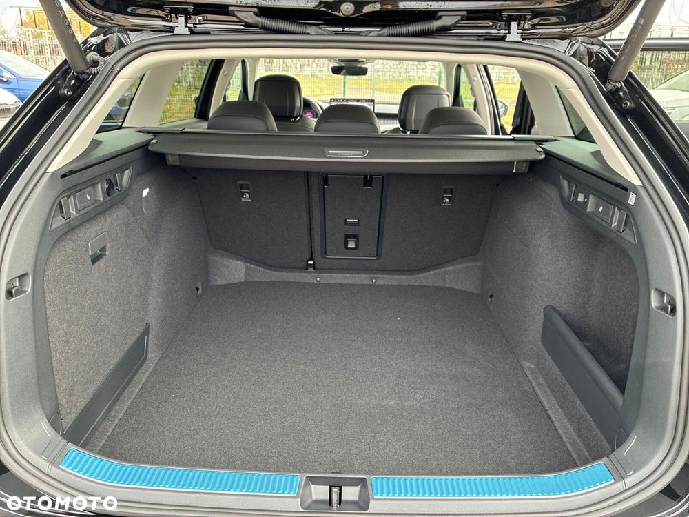 Skoda Superb 2.0 TDI SCR 4x4 Drive DSG - 21