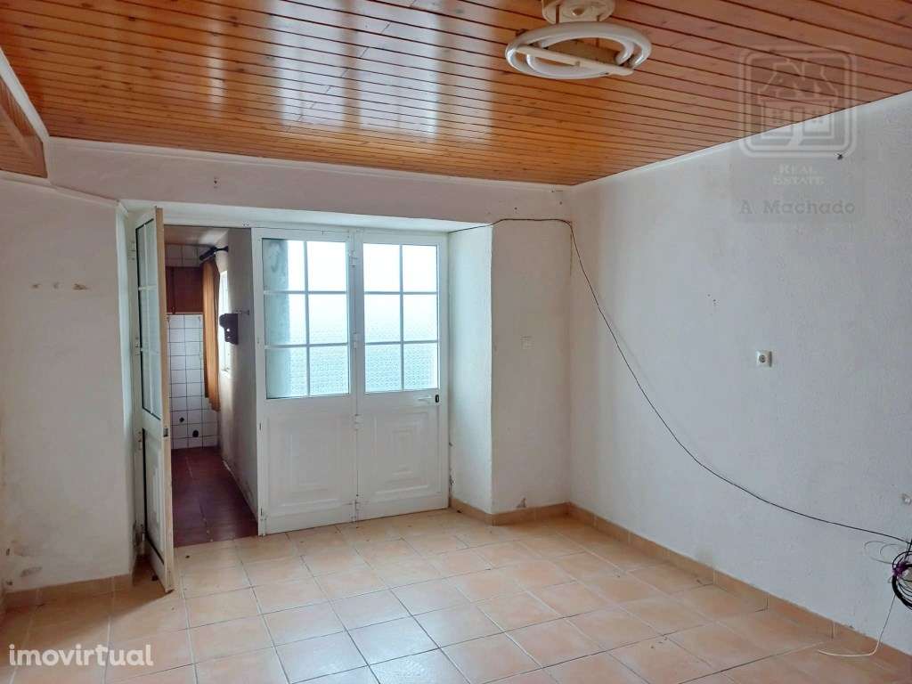 VENDA de APARTAMENTO T1 - Biscoitos, Calheta, Ilha de São Jorge, Aç... - Grande imagem: 4/11