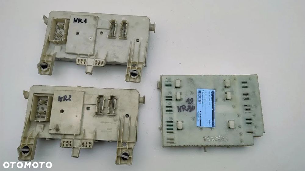 VOLVO V50 - S40 - XC60 SKRZYNKA BEZPIECZNIKÓW / MODUŁ BSI BCM CEM - 5