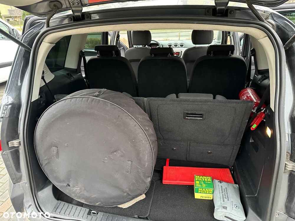 Ford S-Max 2.0 TDCi DPF Ambiente - 9