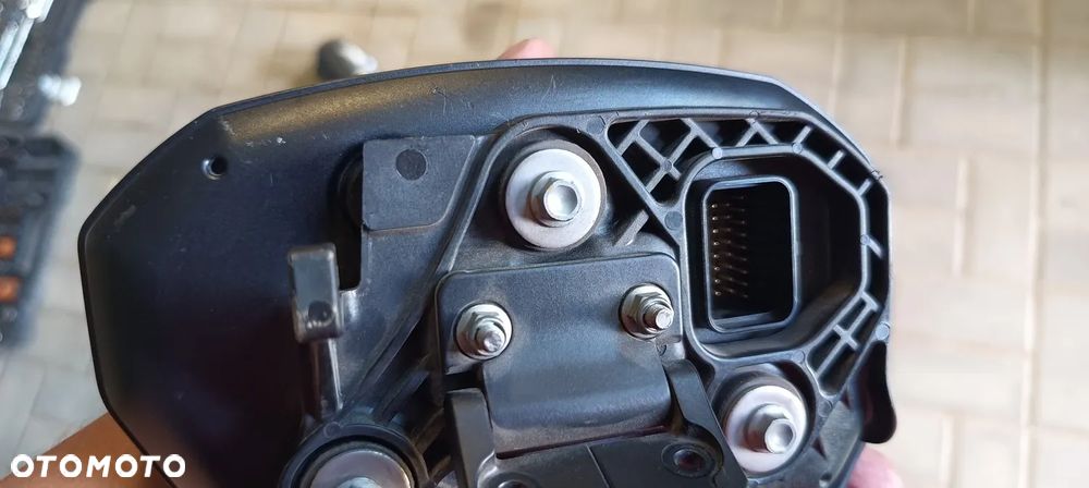 TRIUMPH STREET TRIPLE 765 RS  LICZNIK ZEGARY LAMPA REFLEKTOR - 2