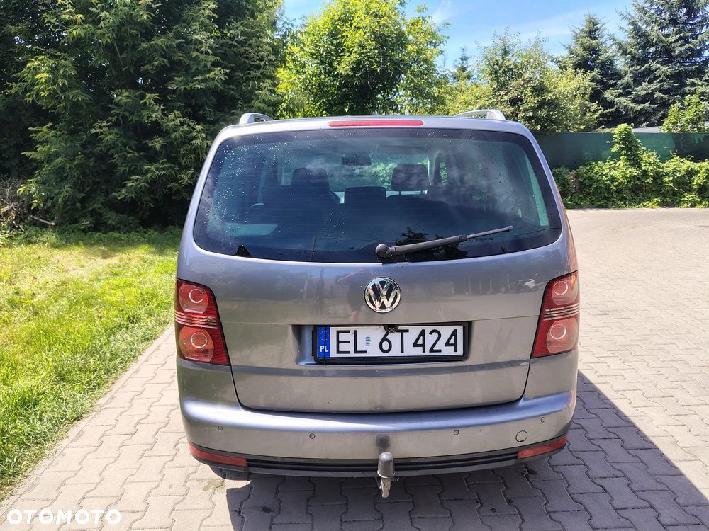 Volkswagen Touran 2.0 TDI Trendline - 6