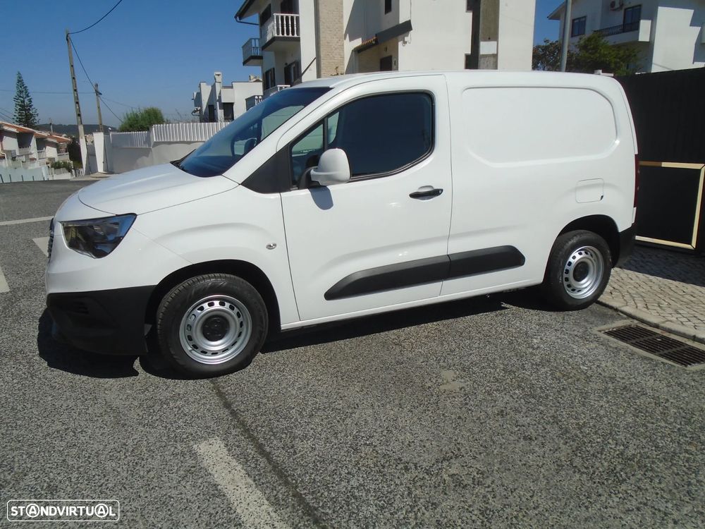 Opel Combo 1.5 DTI NACIONAL 102 CV 3 LUGARES- 6V- IVA DEDUTIVEL - 8