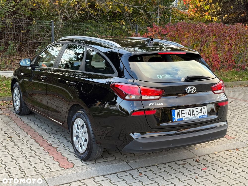 Hyundai i30 1.5 DPI Classic + - 3