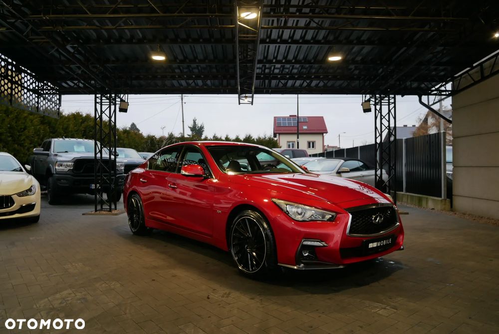 Infiniti Q50 - 2