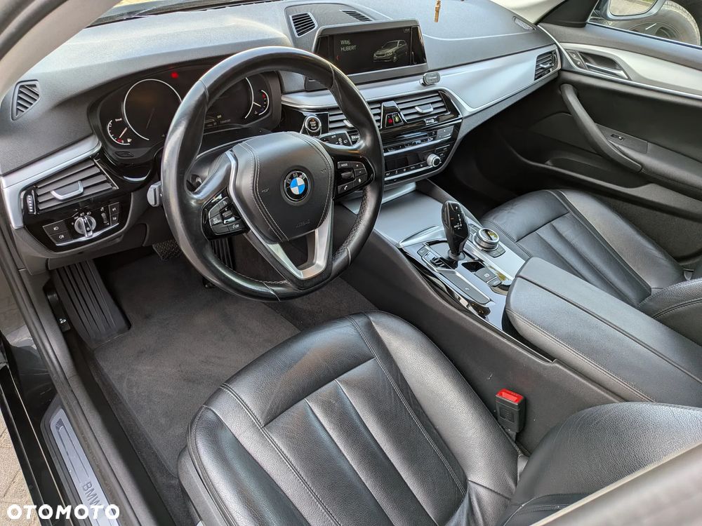 BMW Seria 5 520d - 13