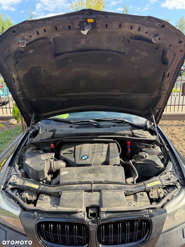 BMW Seria 3 320d - 19