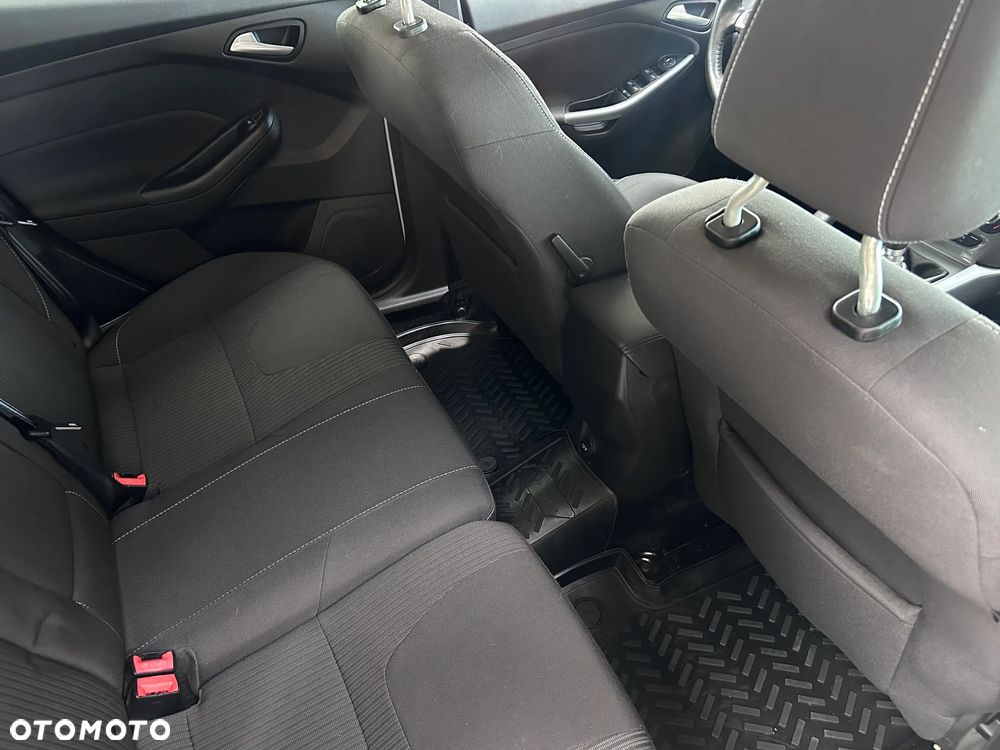 Ford Focus 1.6 EcoBoost Start-Stopp-System Titanium - 11