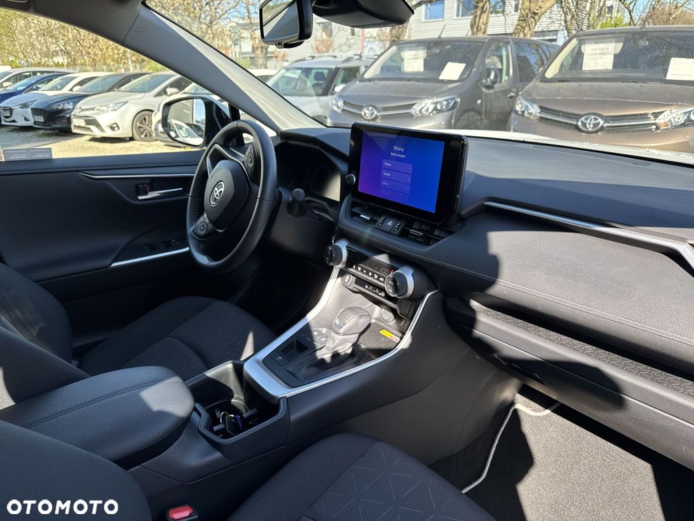 Toyota RAV4 - 9