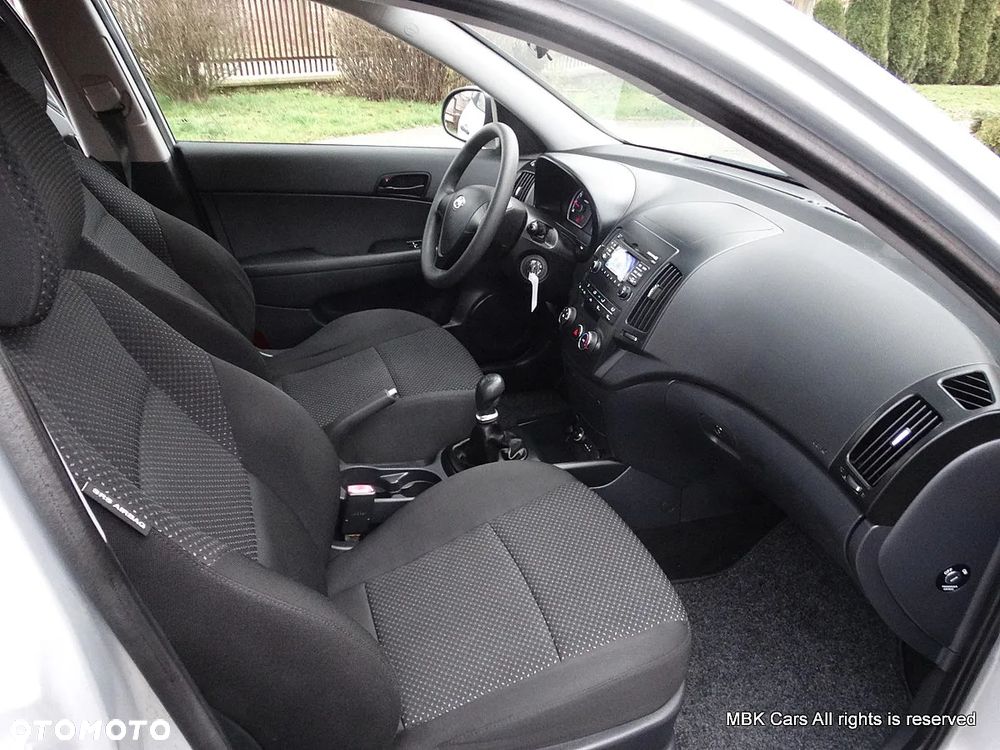 Hyundai i30 1.4 Edition Plus - 13