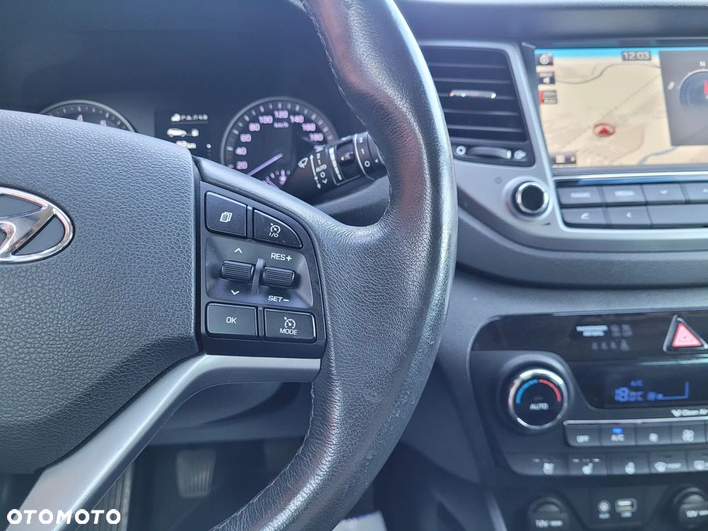 Hyundai Tucson 1.6 GDI BlueDrive Style 2WD - 22