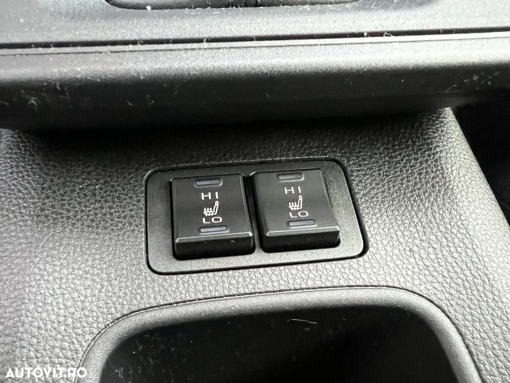 Toyota Corolla Cross 1.8I 2WD Active - 23