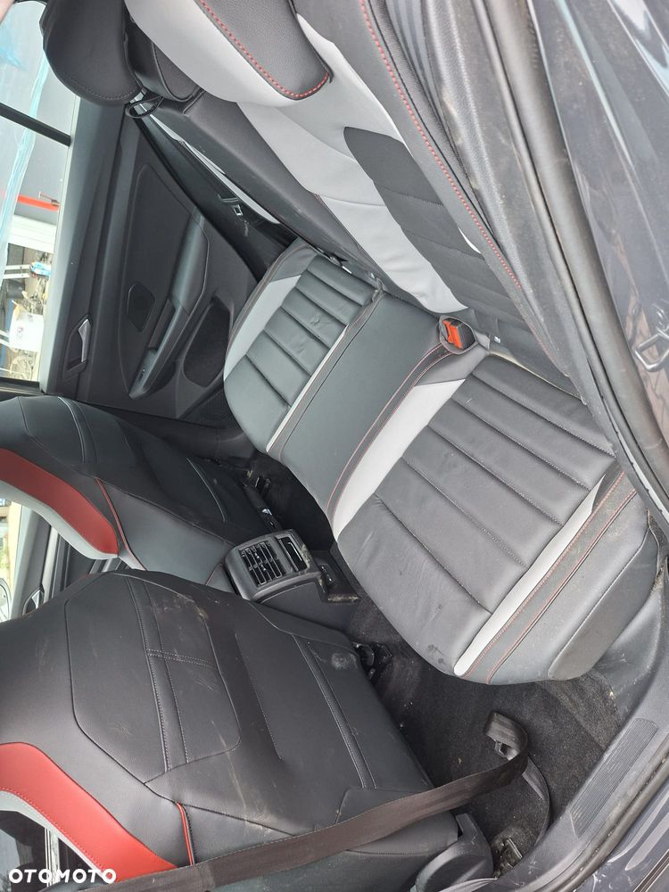 Volkswagen Golf 2.0 TSI OPF DSG GTI Clubsport 45 - 7