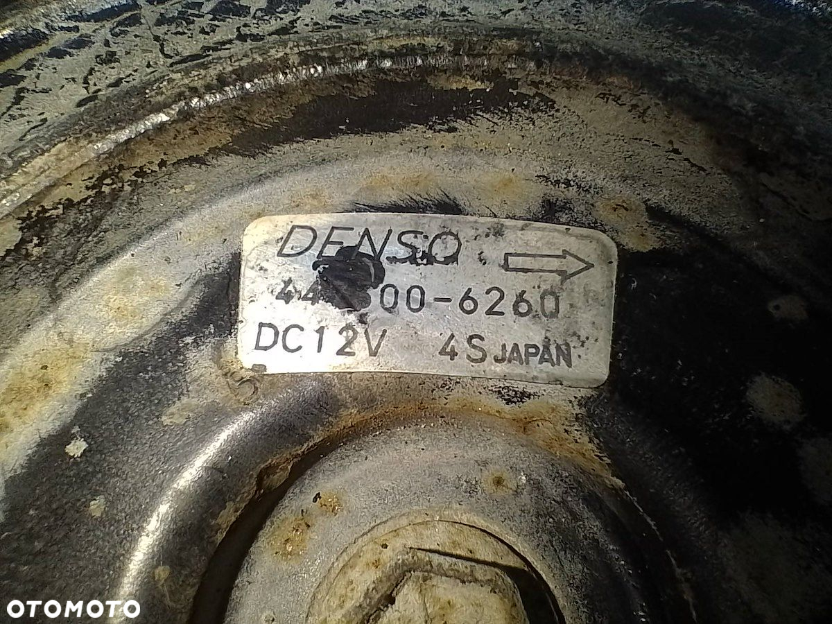 POMPA, SPRĘŻARKA KLIMATYZACJI LAND ROVER DEFENDER 2.0 DIESEL 447300-6260 - 2