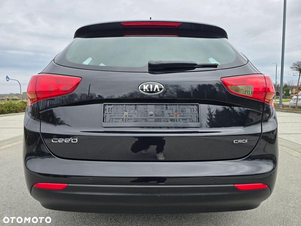 Kia Ceed 1.4 CRDi 90 Vision - 32