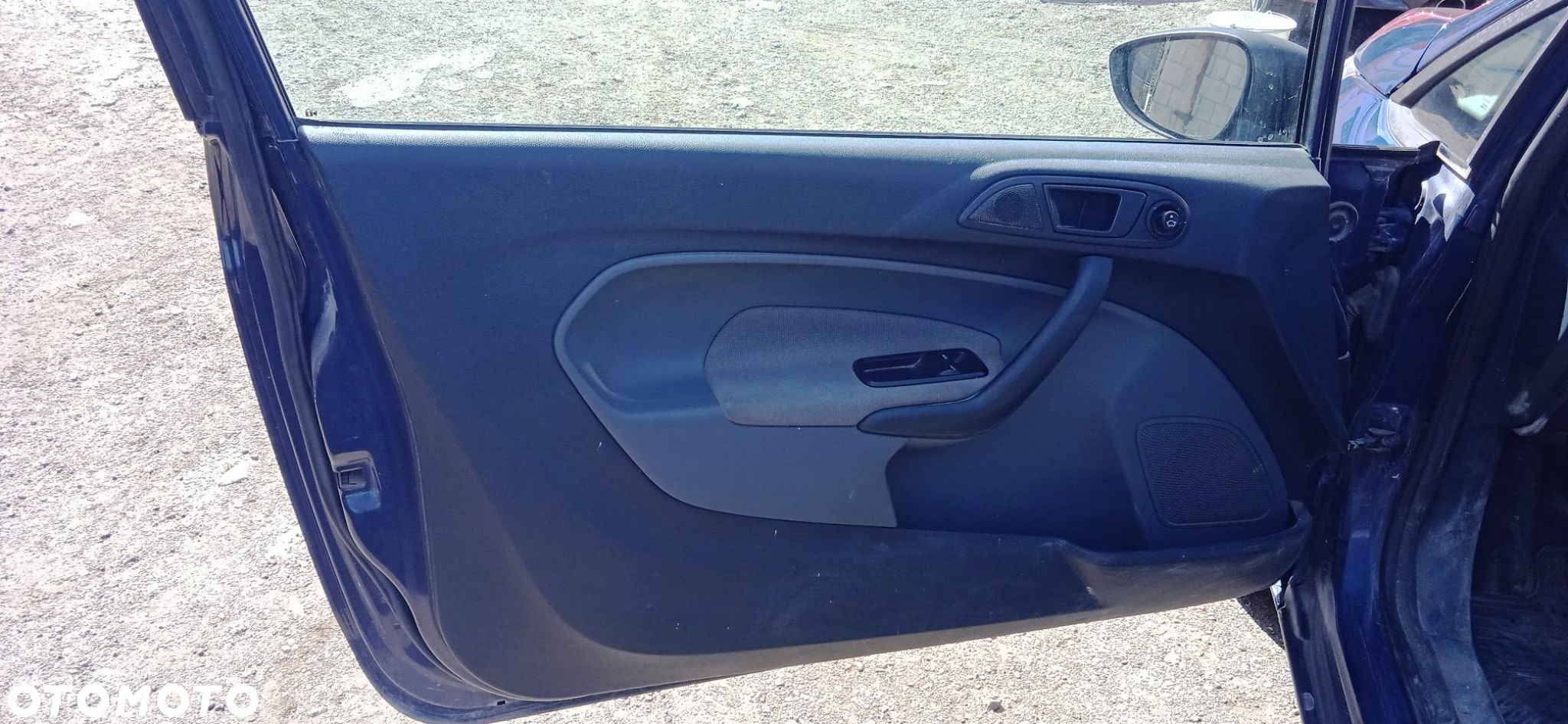 Boczki drzwi panel szyb lusterek Ford Fiesta MK7 3D - 4