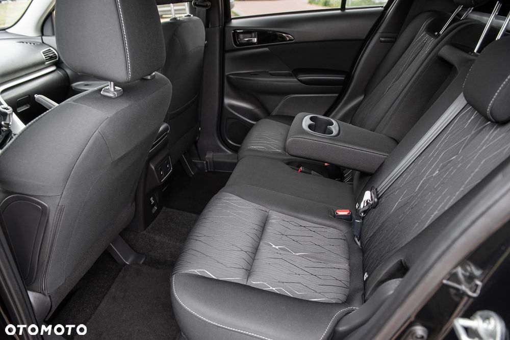 Mitsubishi Eclipse Cross - 27