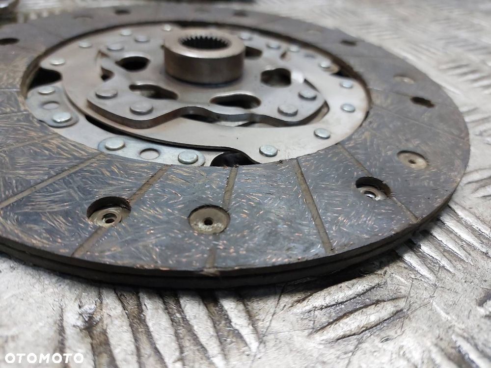 KOŁO DWUMASOWE + TARCZA + DOCISK + ŁOŻYSKO SEAT ALTEA XL 1.9 TDI BLS - 4