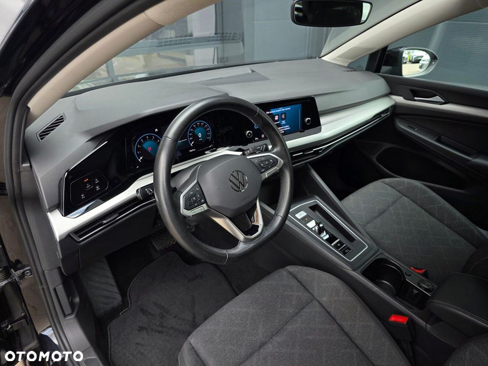 Volkswagen Golf 1.0 eTSI Life DSG - 9