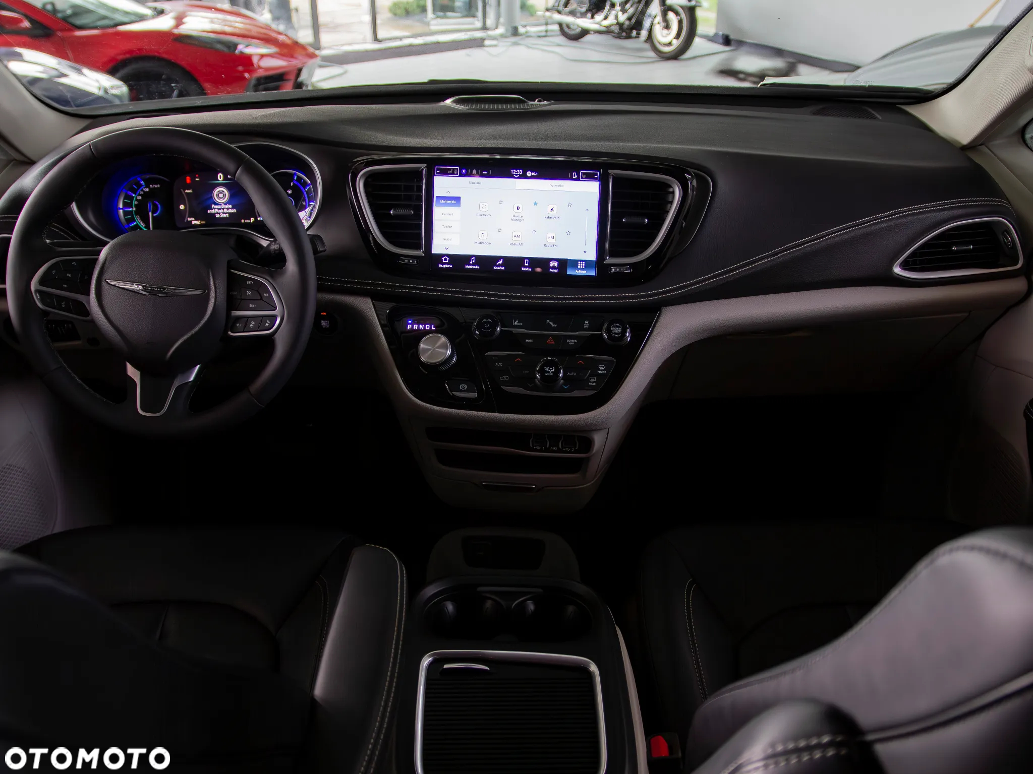 Chrysler Pacifica - 13