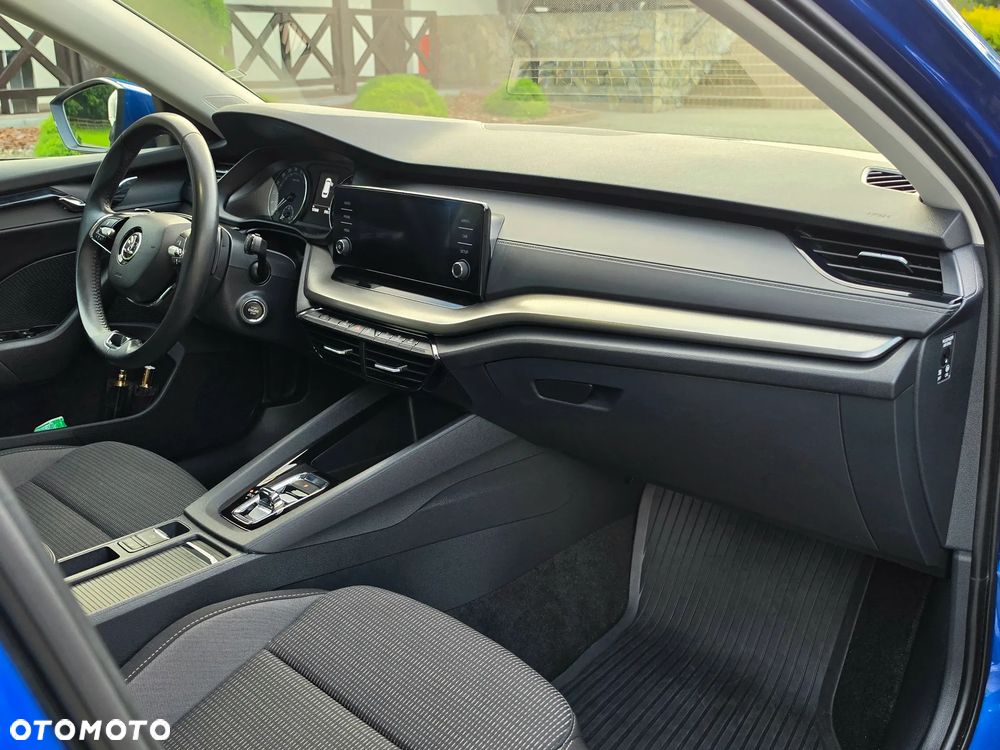 Skoda Octavia 2.0 TDI Ambition DSG - 9