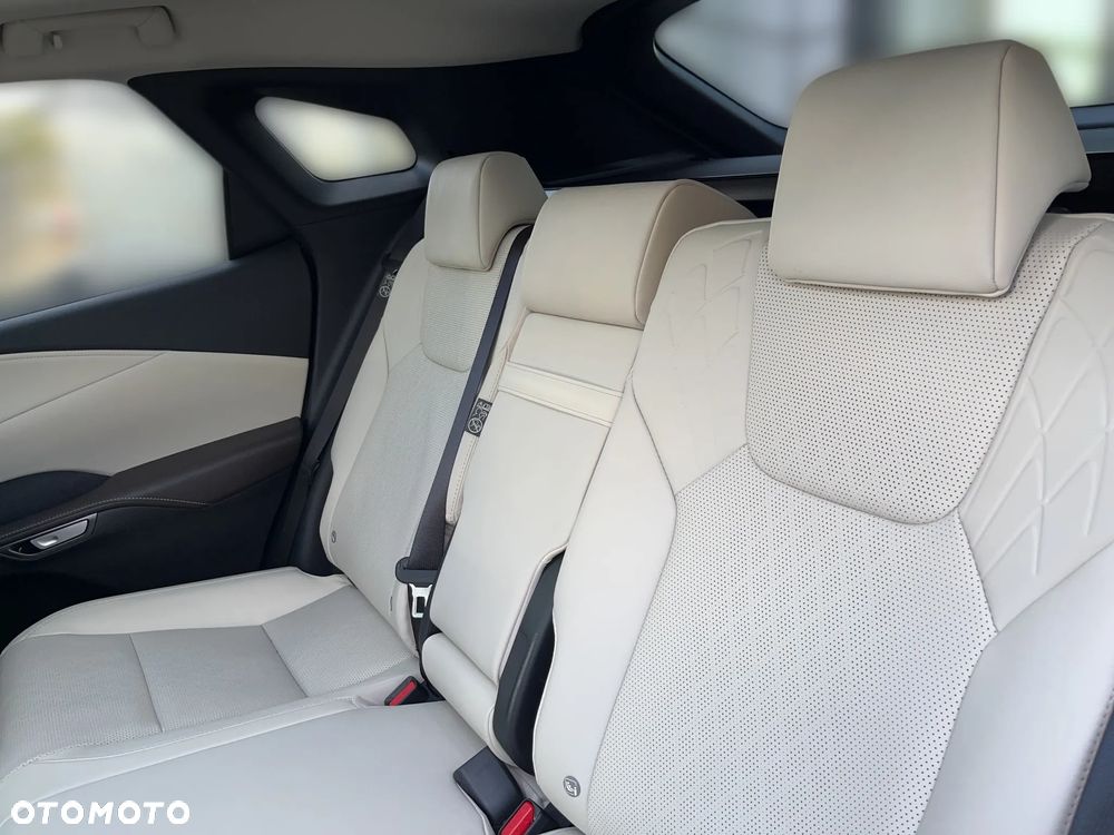 Lexus RX 450h+ F Sport Design - 6