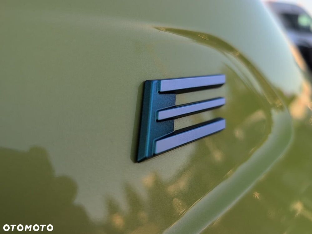 Peugeot 208 - 29