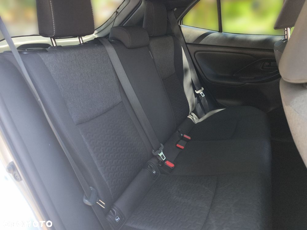 Toyota Yaris Cross Hybrid 1.5 Comfort - 12