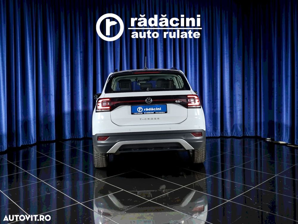 Volkswagen T-Cross - 9