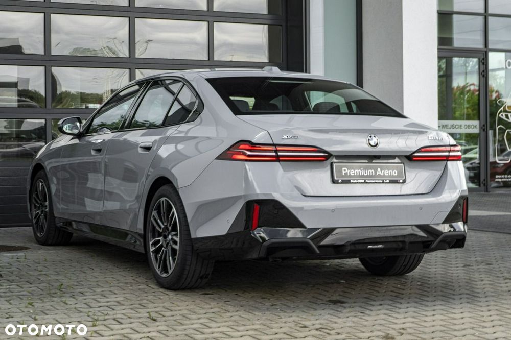 BMW Seria 5 - 10