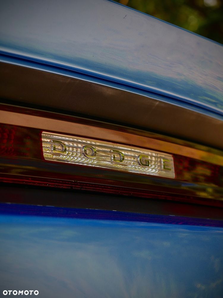 Dodge Challenger - 10