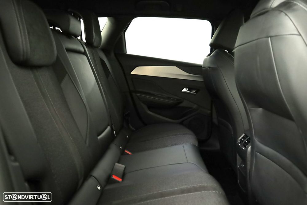 Peugeot 308 SW 1.2 PureTech GT EAT8 - 21