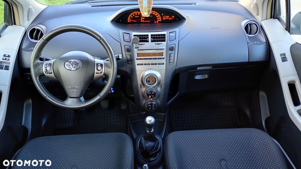 Toyota Yaris 1.4 D-4D Edition - 7