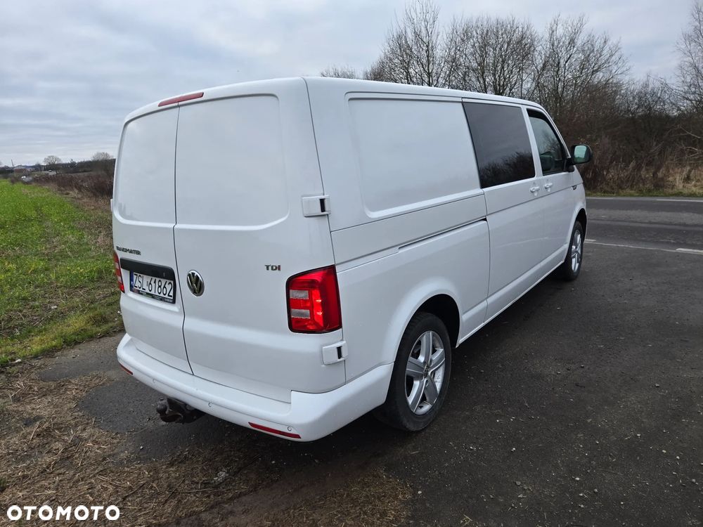 Volkswagen TRANSPORTER T6 - 24