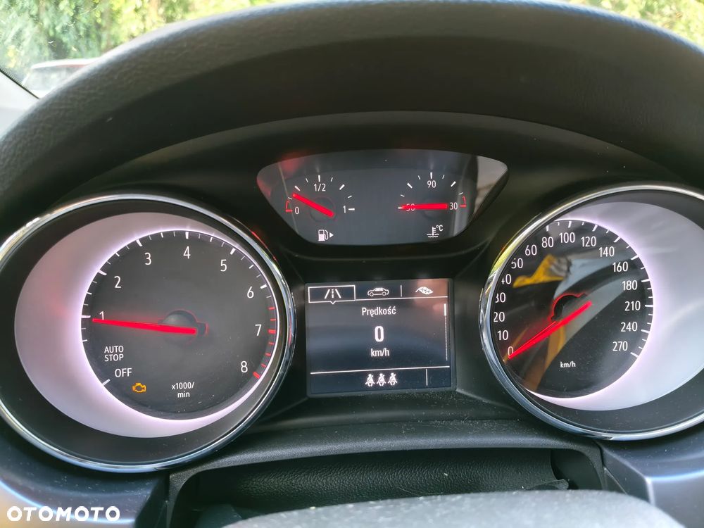 Opel Astra 1.2 T Edition S&S - 10