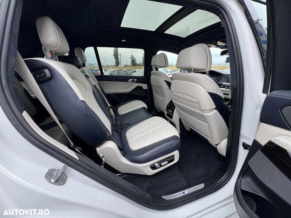 BMW X7 M50d - 34