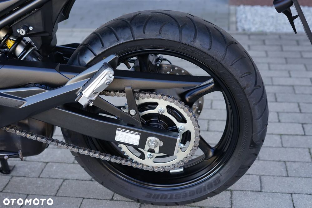 Yamaha XJ - 25