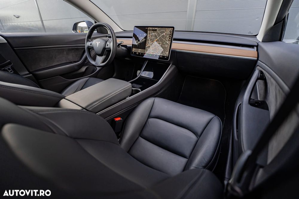 Tesla Model 3 Langstreckenbatterie Allradantrieb Dual Motor Performance - 5