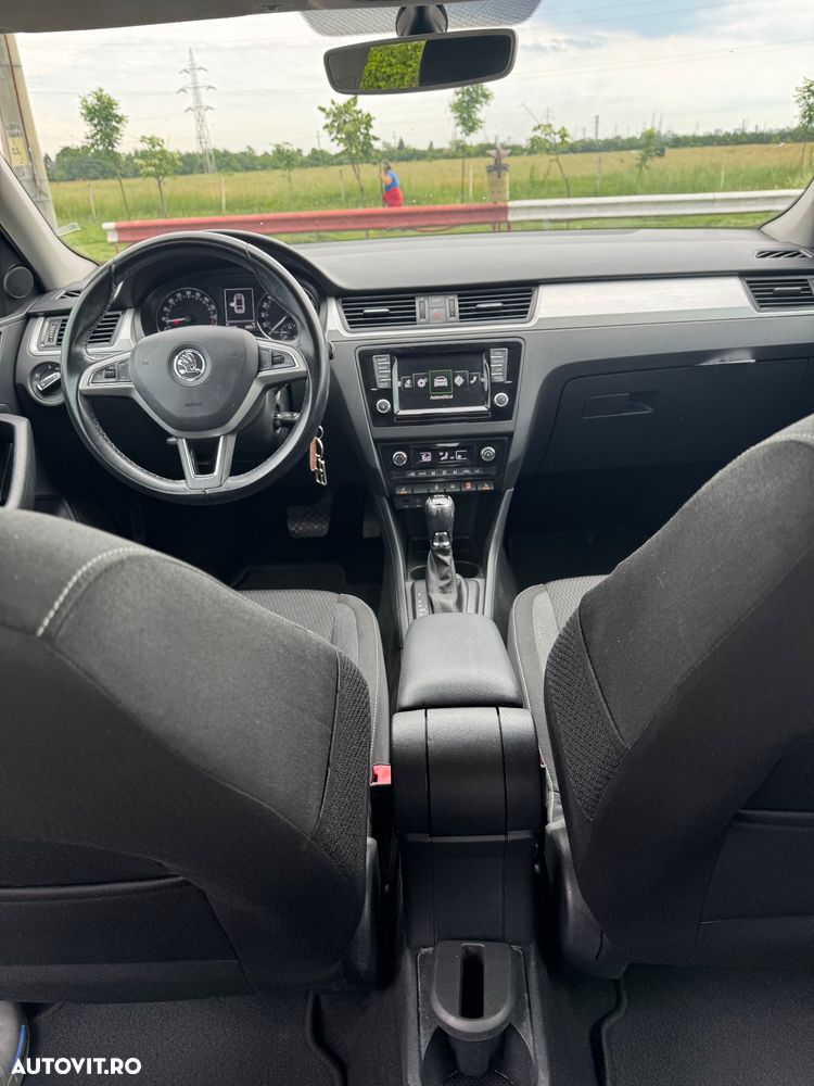Skoda RAPID 1.4 TDI Style DSG - 6
