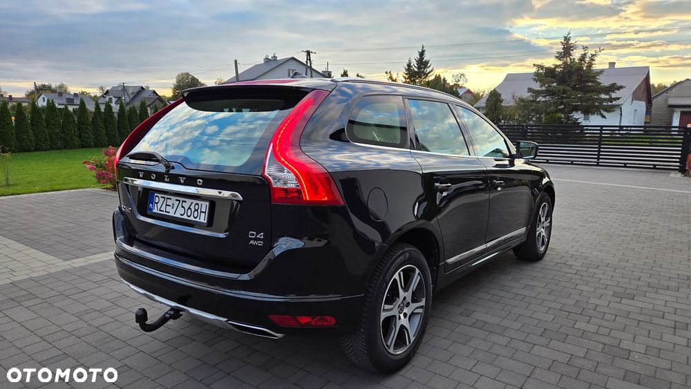 Volvo XC 60 2.4D AWD Summum - 6