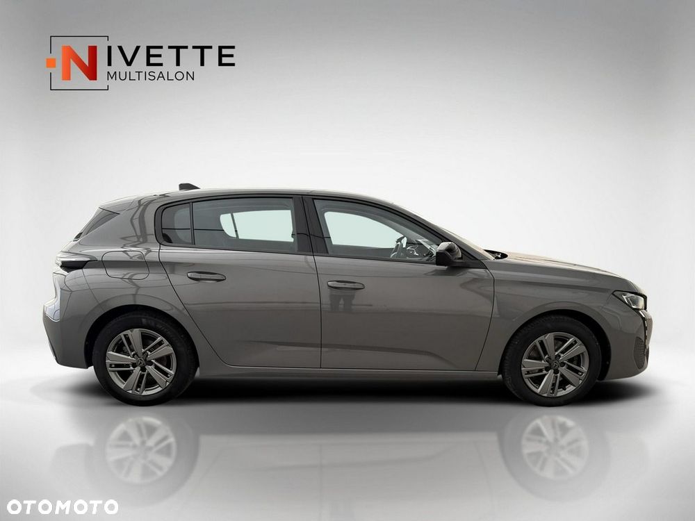 Peugeot 308 - 8