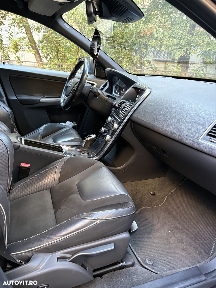 Volvo XC 60 - 8