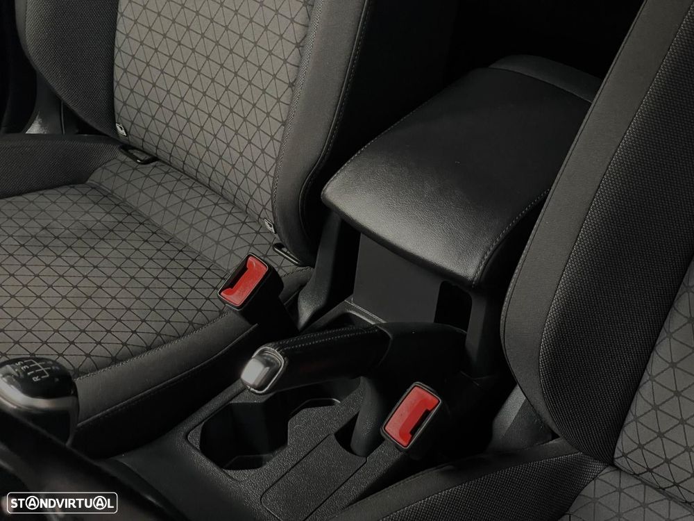 VW T-Cross 1.0 TSI Life - 18