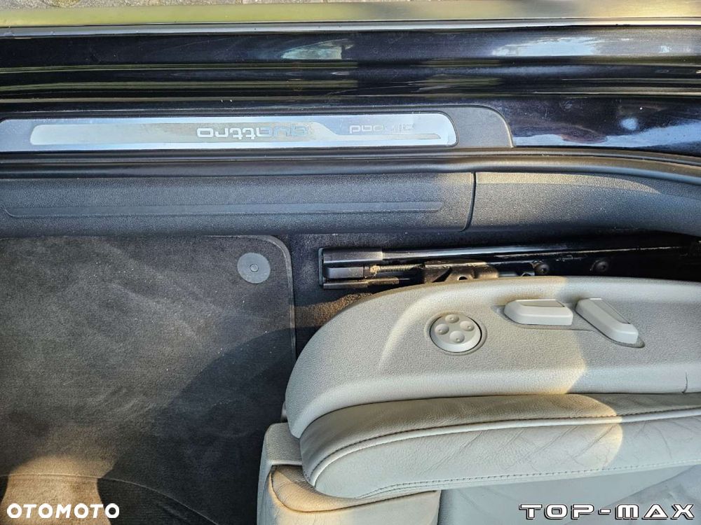 Audi A4 Allroad - 32