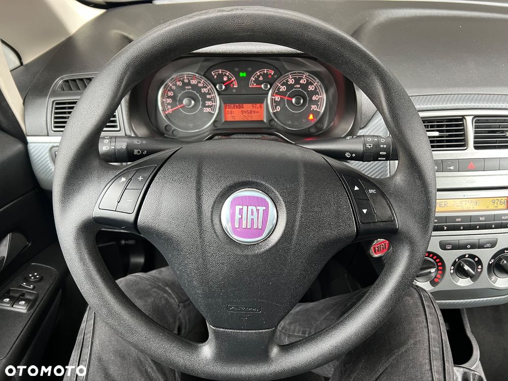 Fiat Punto 1.4 Multiair Lounge S&S - 29