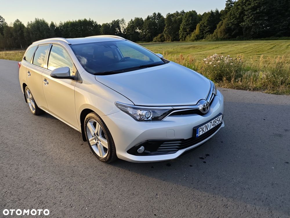 Toyota Auris - 3