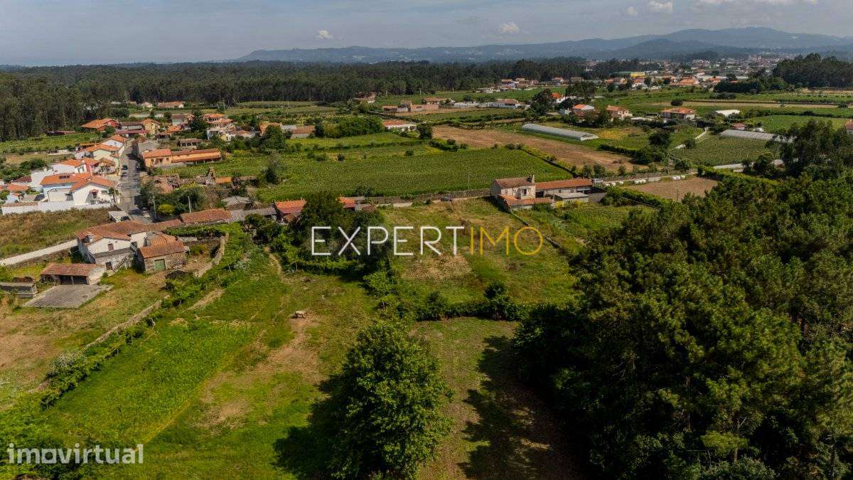 Terreno Urbano com Projeto Aprovado para Moradia T2 Térrea, 1292... - Grande imagem: 4/17