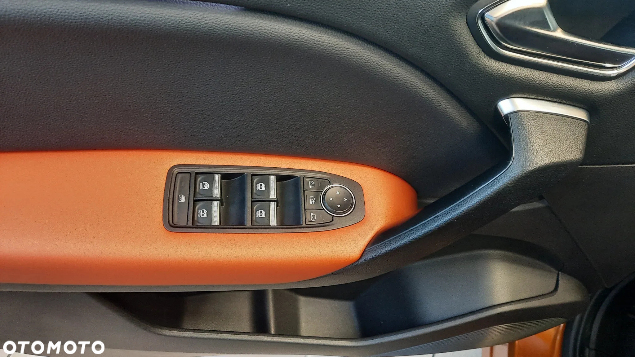 Renault Captur - 13