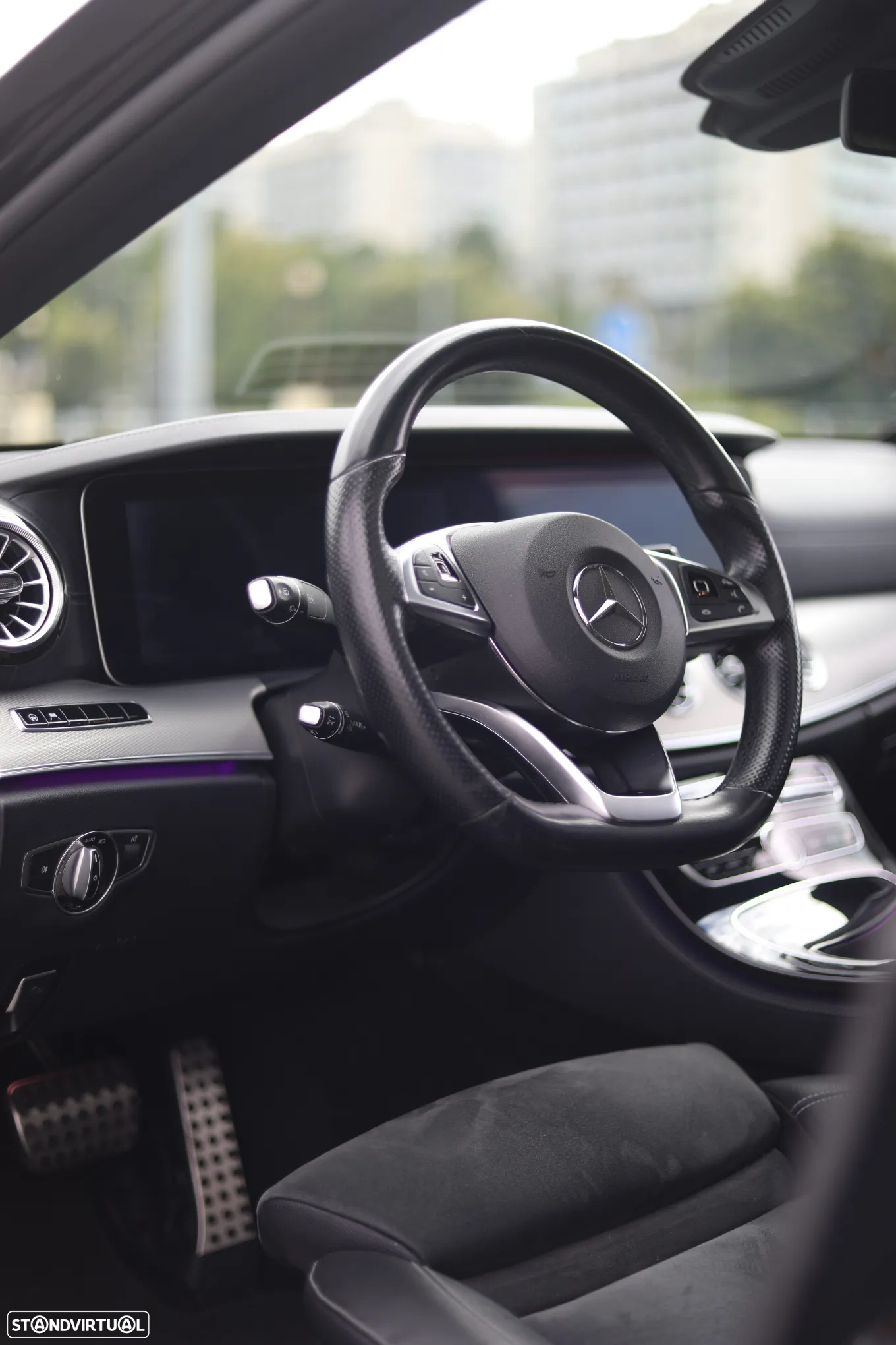 Mercedes-Benz E 220 d 9G-TRONIC AMG Line - 26